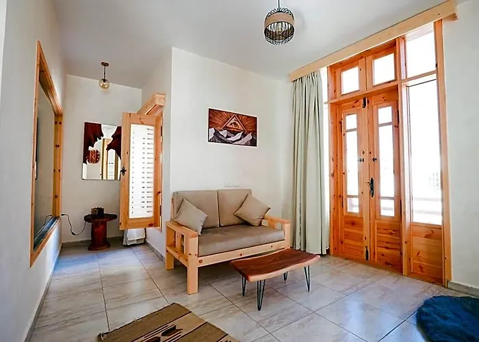 Neom - - - - - - - - - - - Your New In With Private Szálloda Dahab